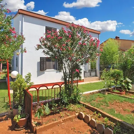 Apartment Fuer 4 Personen Ca 45 Qm In Valbandon, Istrien Istrische Riviera *