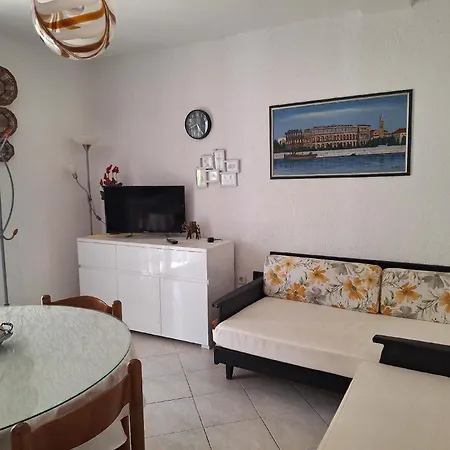 Fuer 4 Personen Ca 45 Qm In Valbandon, Istrien Istrische Riviera Valbandon