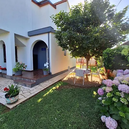 Fuer 4 Personen Ca 45 Qm In Valbandon, Istrien Istrische Riviera Valbandon
